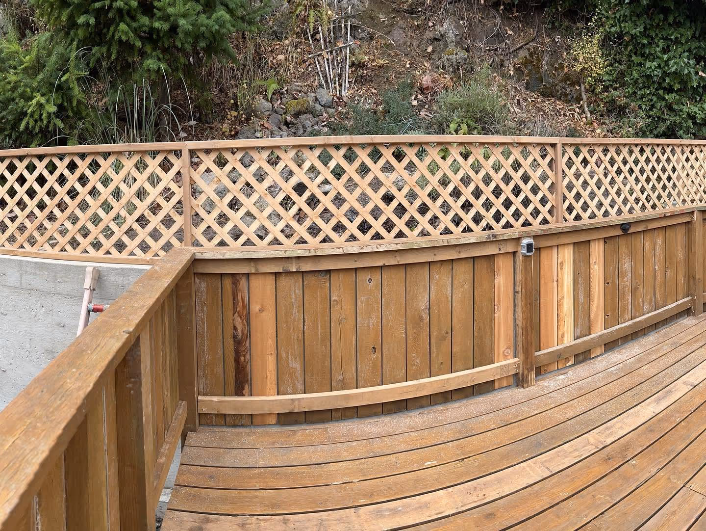 Custom Decks work by Maxx Contracting